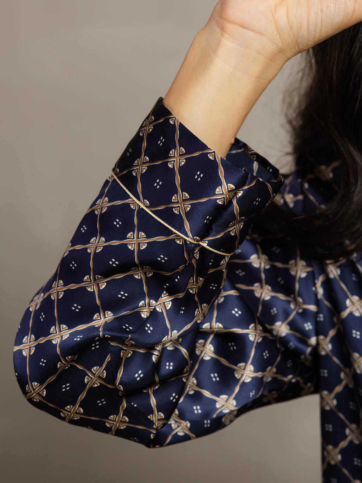 Pure Silk Binding Trim Classic Pajamas Set 2Pcs