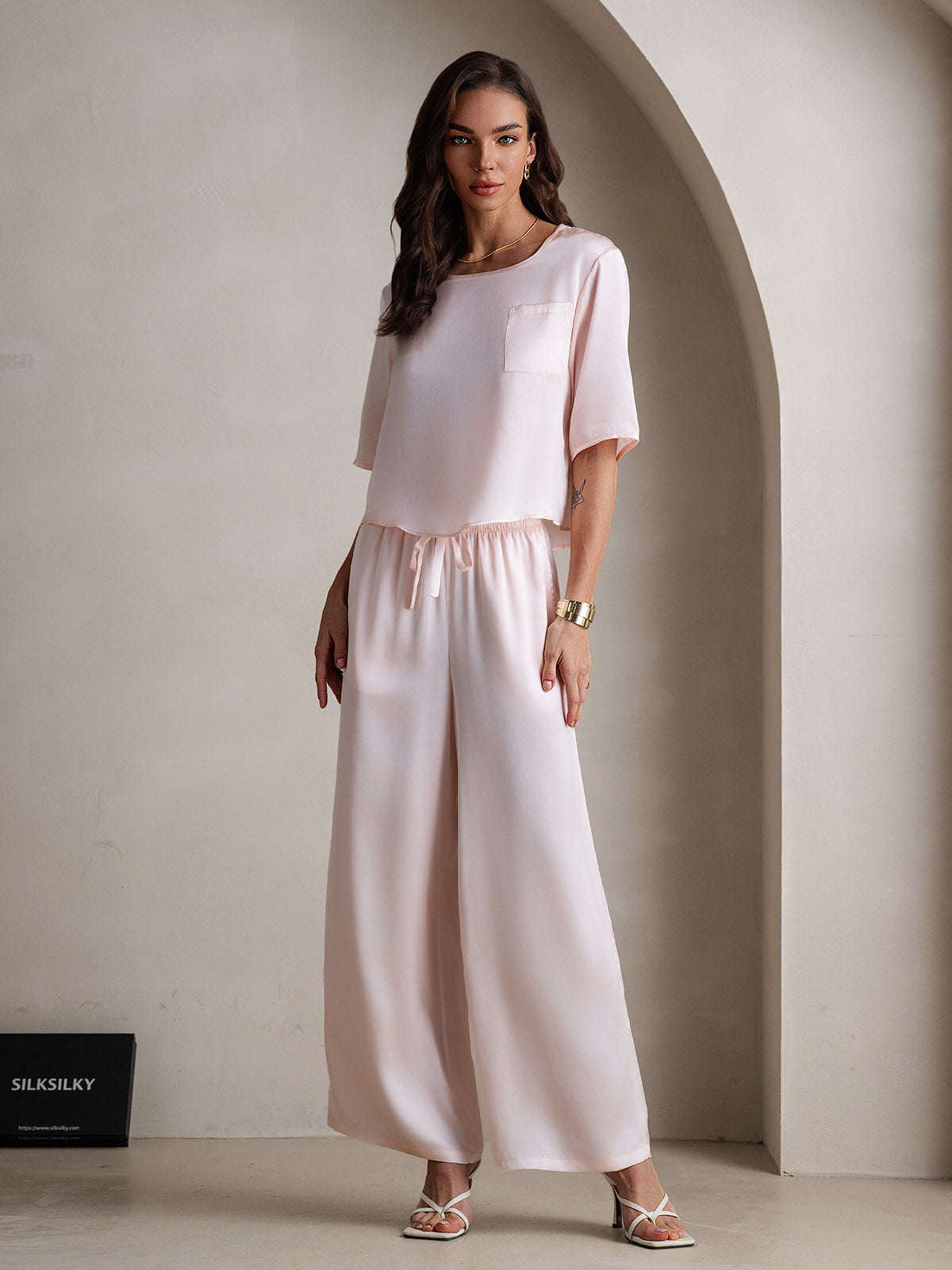 Pure Silk Women‘s Pajama Set