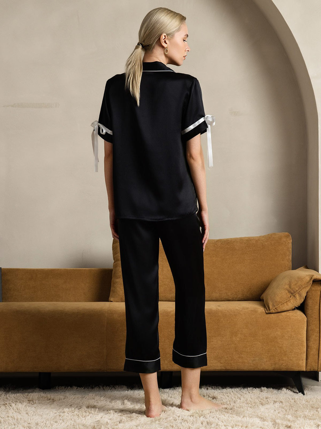 Pure Silk Short-Sleeved Pants Pajama Set