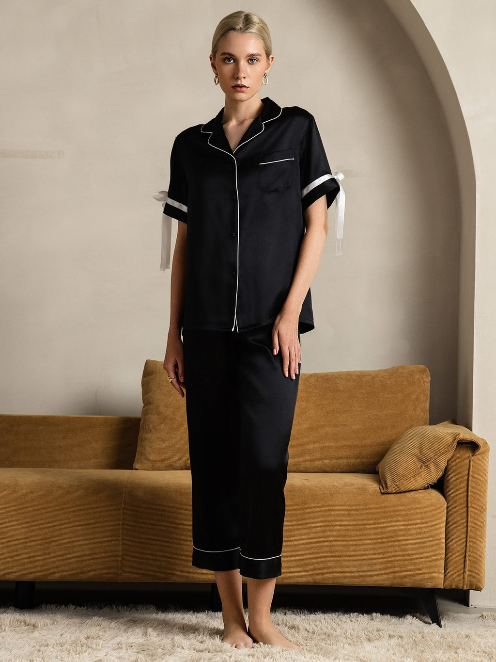 Pure Silk Short-Sleeved Pants Pajama Set