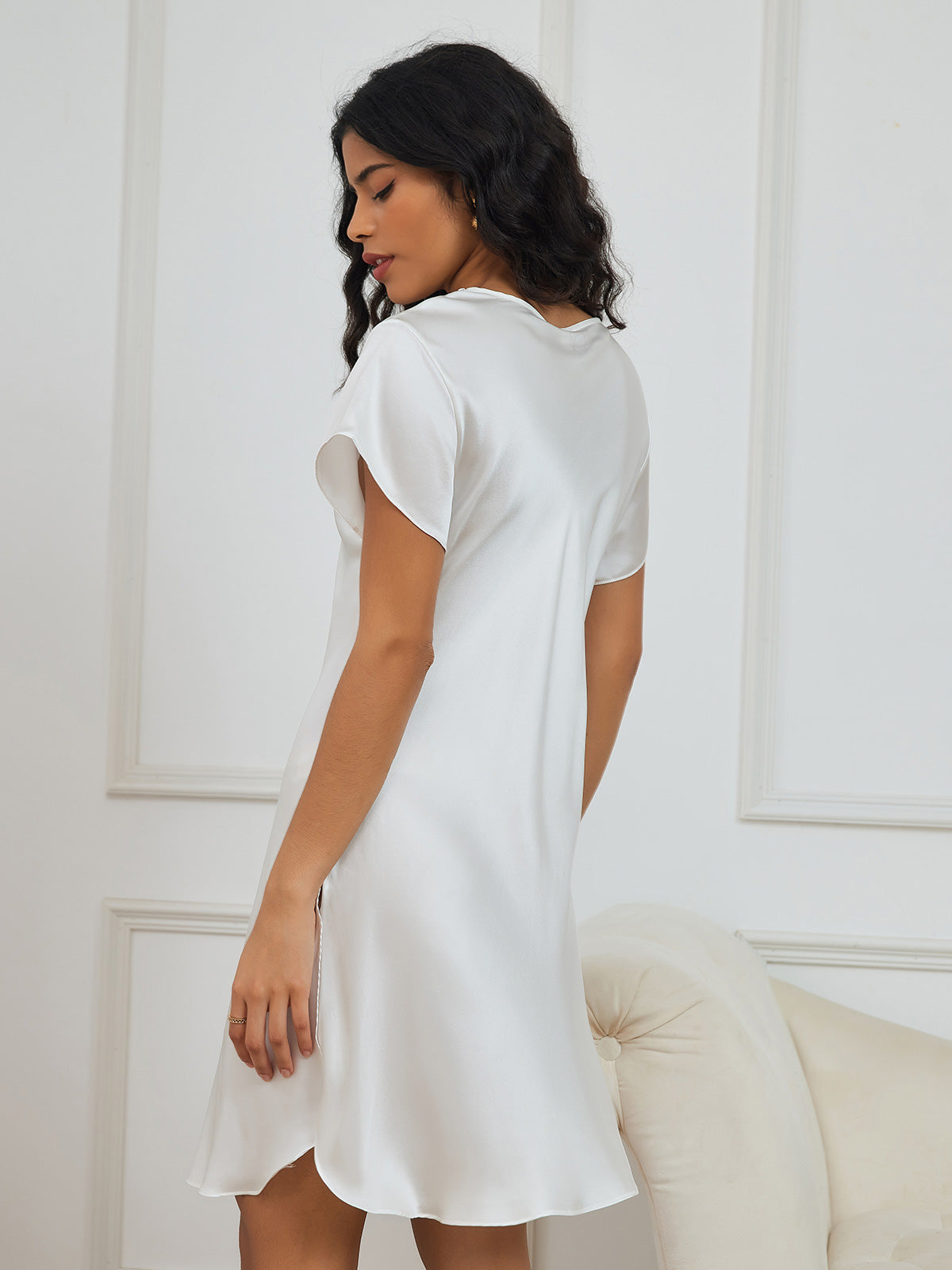 Pure Silk Short Sleeve V-neck Side Split Short Nightgown