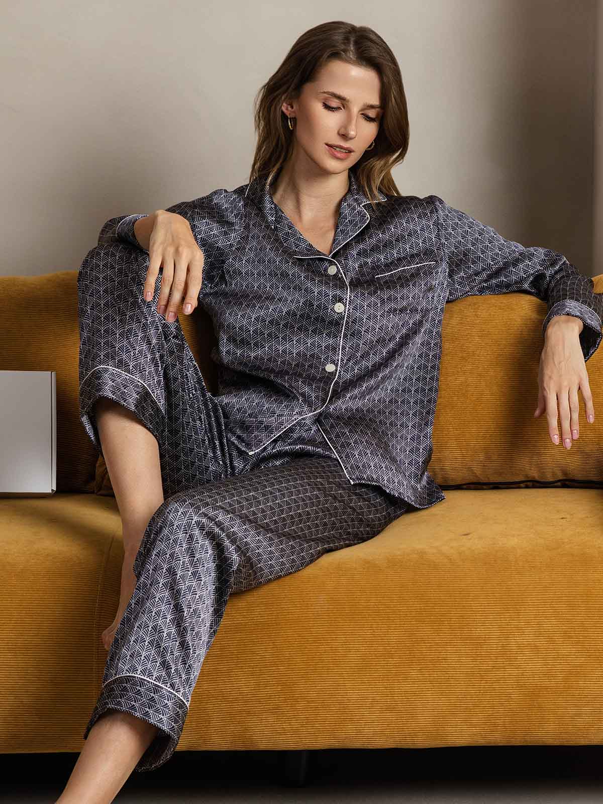 Pure Silk Binding Trim Classic Pajamas Set 2Pcs