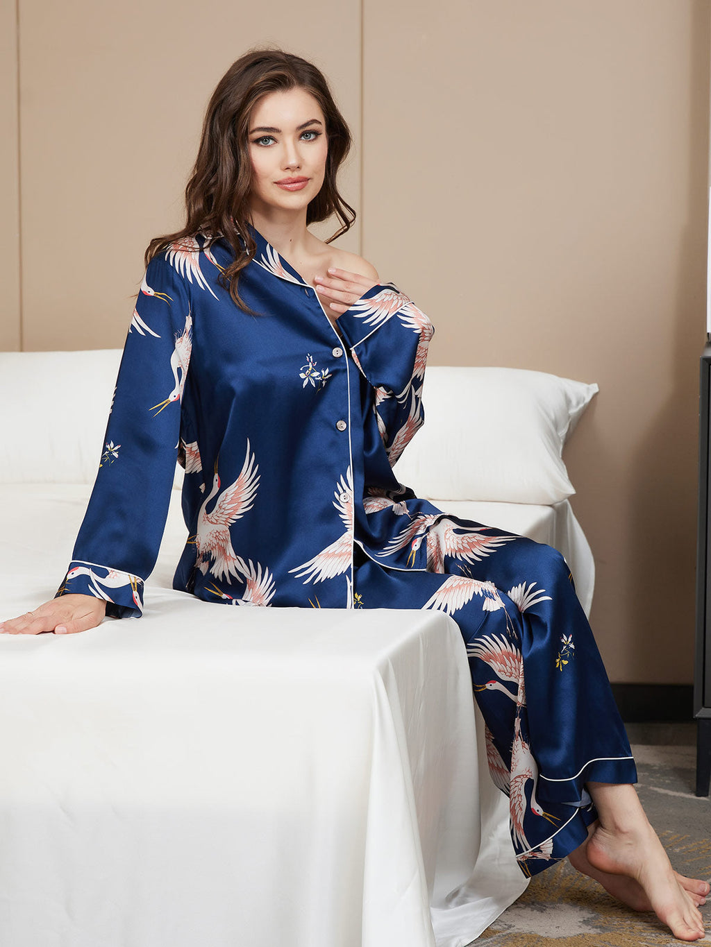 19Momme Women's Silk Crane Print Full Length Pajama Set