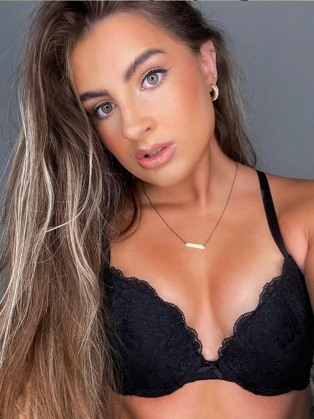 Floral Lace Push-Up Lightly Padded Demi Plunge Underwire Bra Black