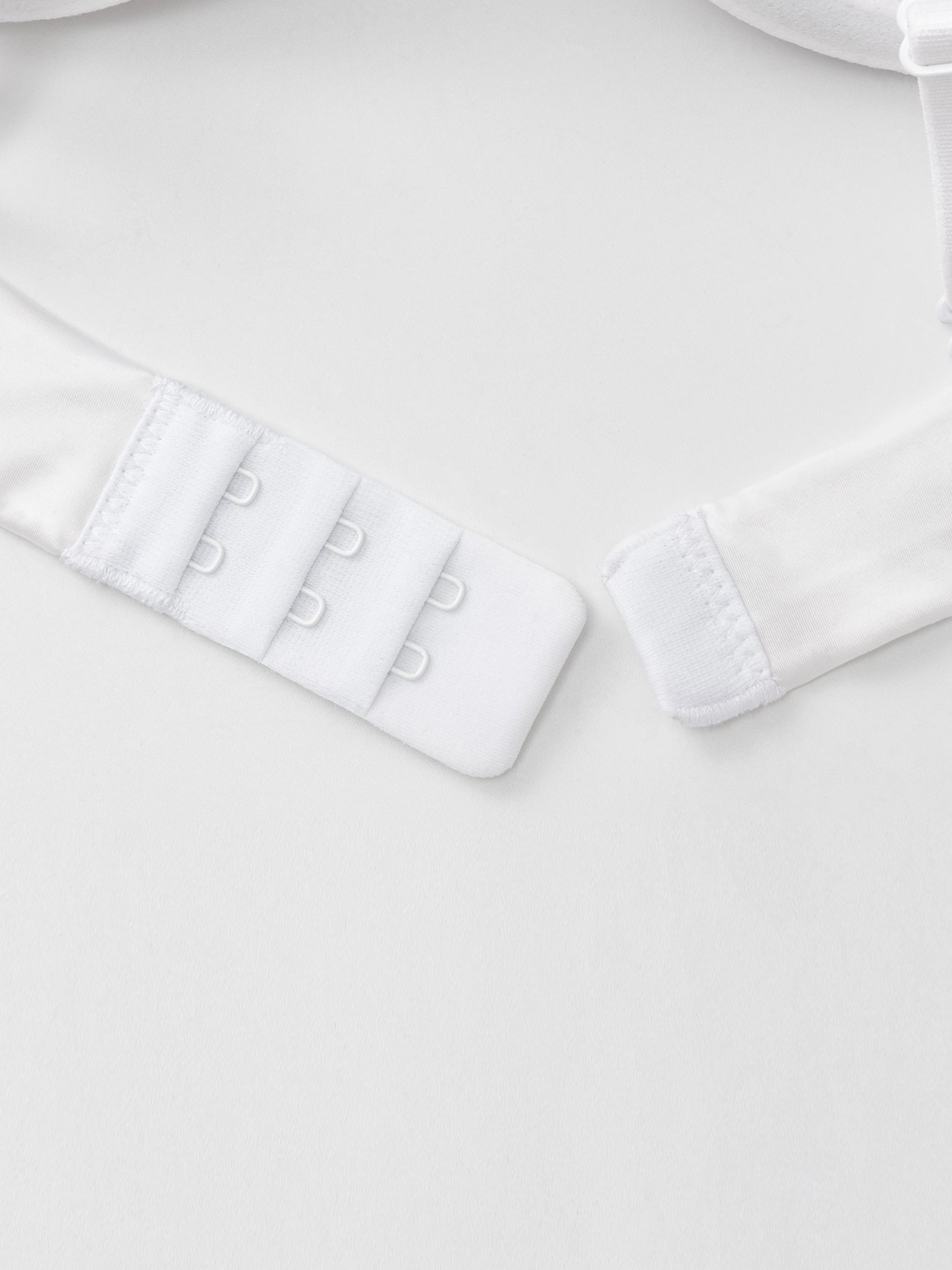 Lightly Padded Plunge Everyday Basic Underwire Push Up Bra White