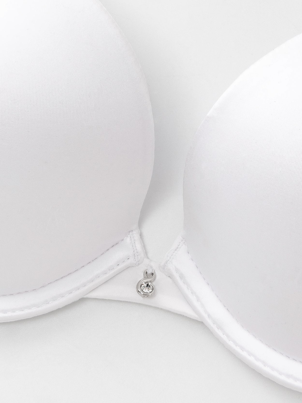 Lightly Padded Plunge Everyday Basic Underwire Push Up Bra White