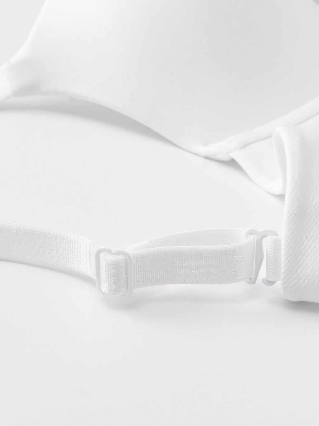 Lightly Padded Plunge Everyday Basic Underwire Push Up Bra White