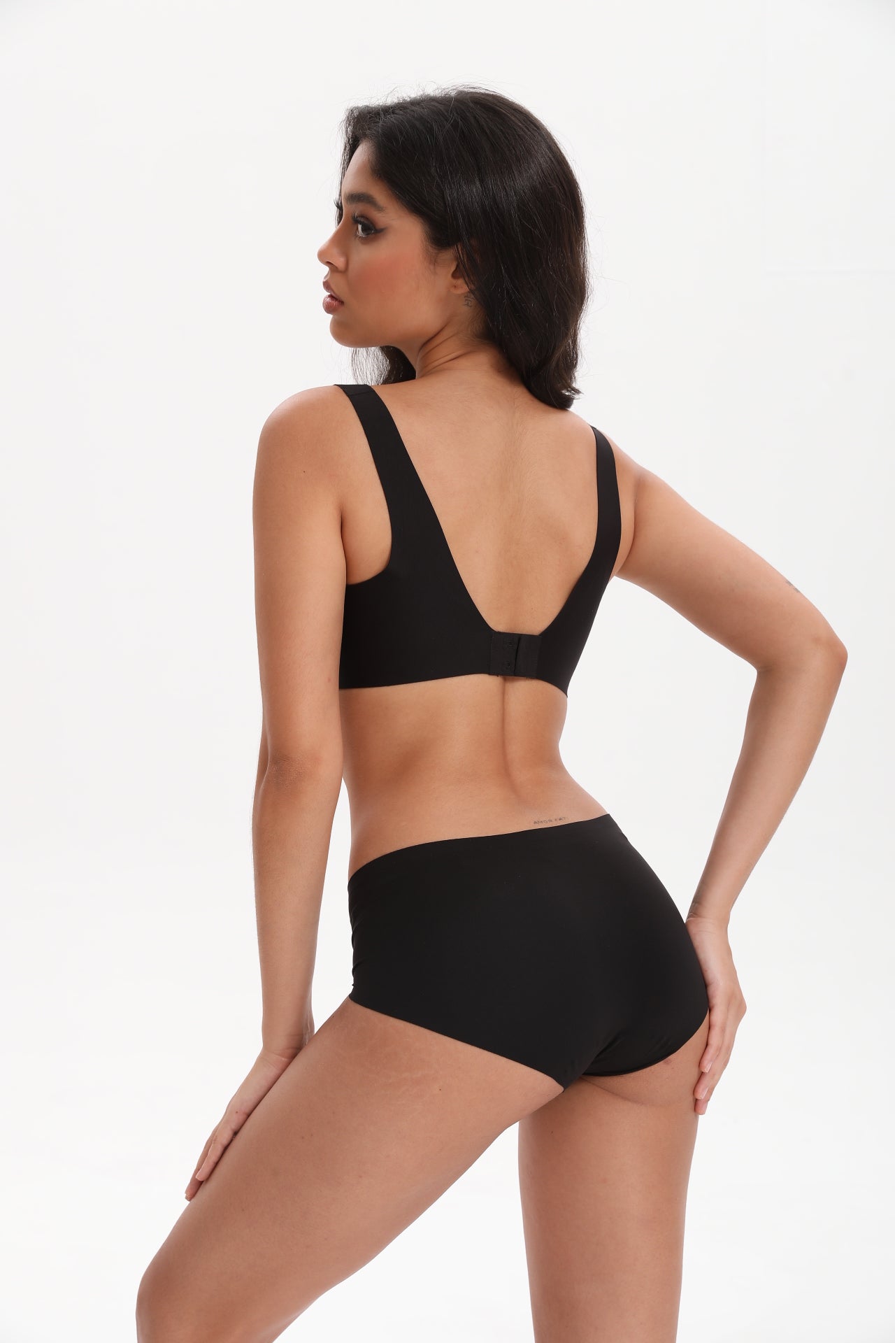 Seamless T-Shirt Sports Bra with Wireless Push-Up Lift | WingsLove Value Essential